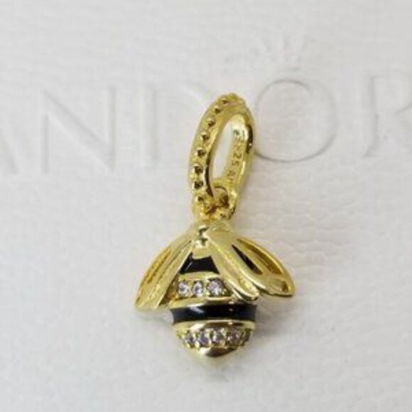 PANDORA Shine Queen Bee Pendant Charm - Picture 6 of 7